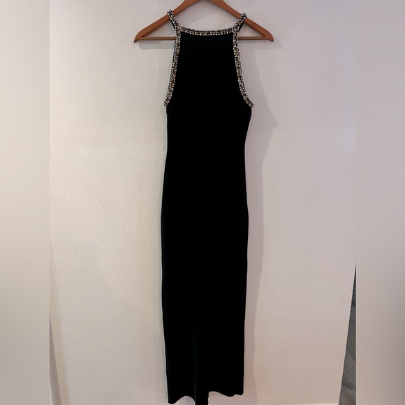 Jenna Velvet Maxi Dress - Picture 5 of 8